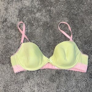 Victoria’s Secret bra